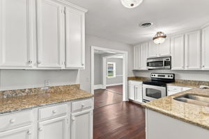 13-Kitchen