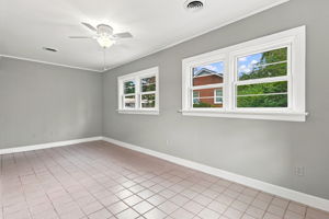 21-Sunroom