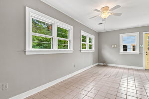 22-Sunroom