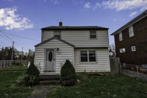  Photo 0