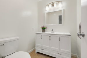  Photo 30