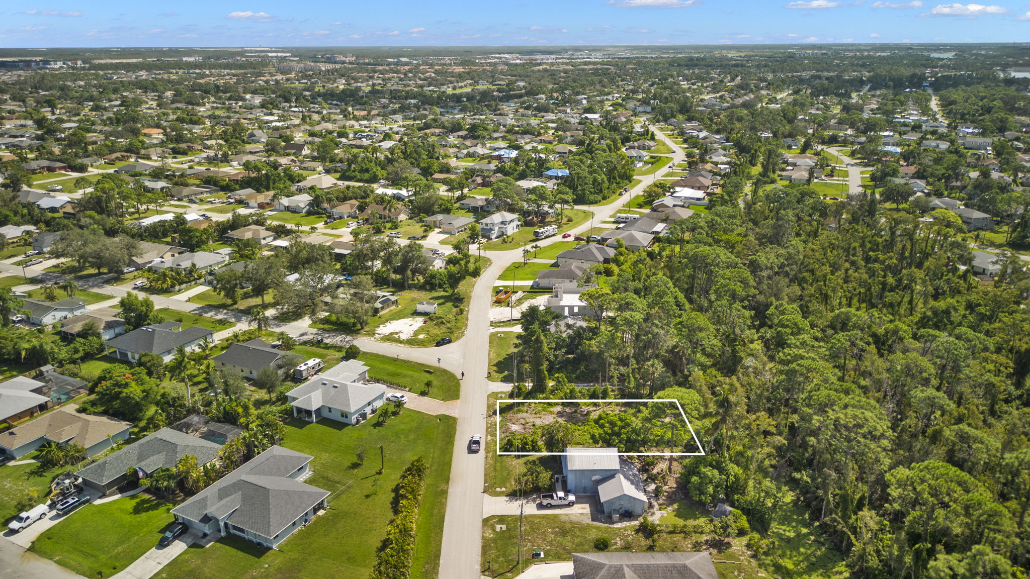 Aerial (8)_With Lot Lines