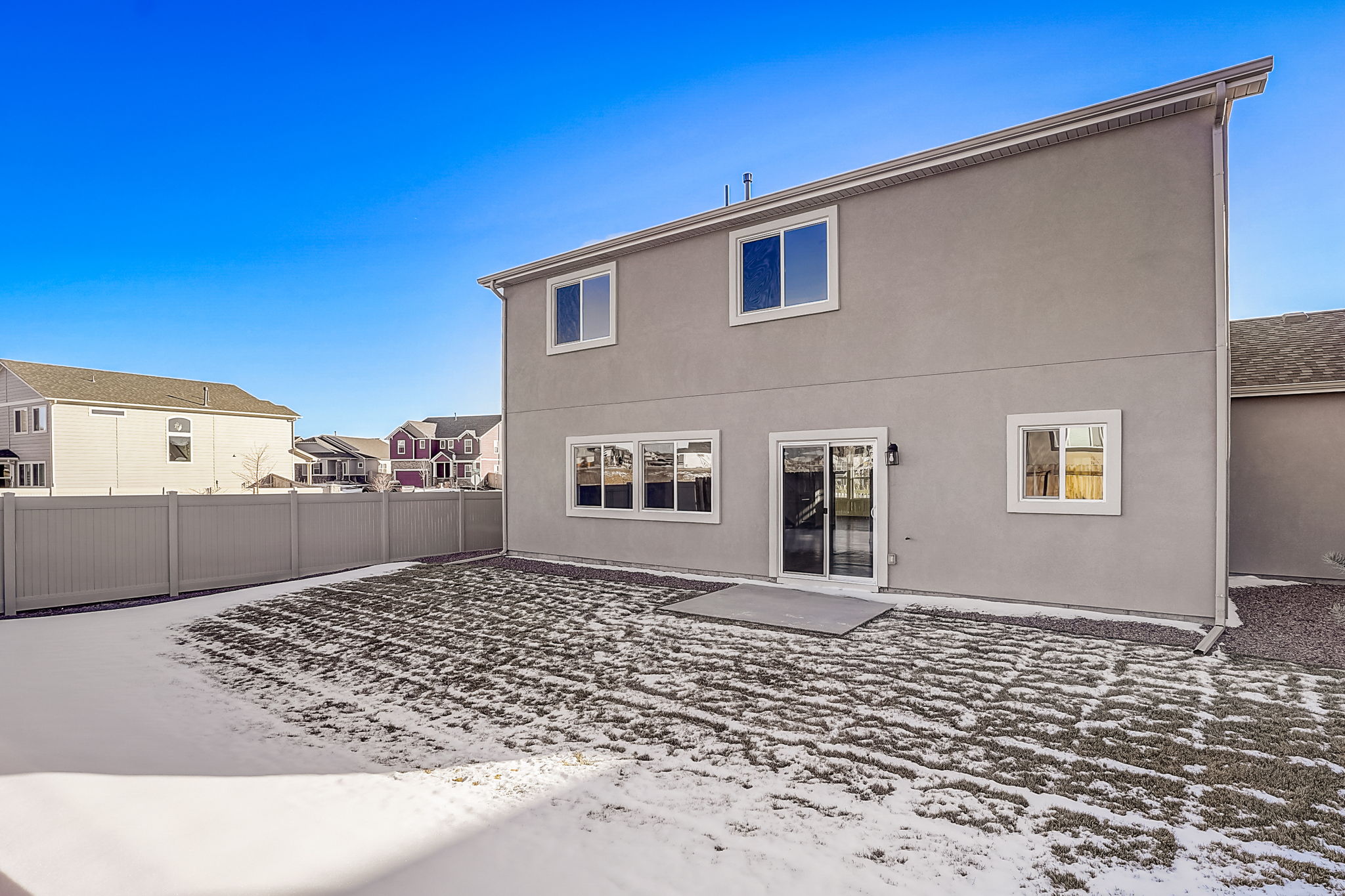 Lodge Grass Way-051