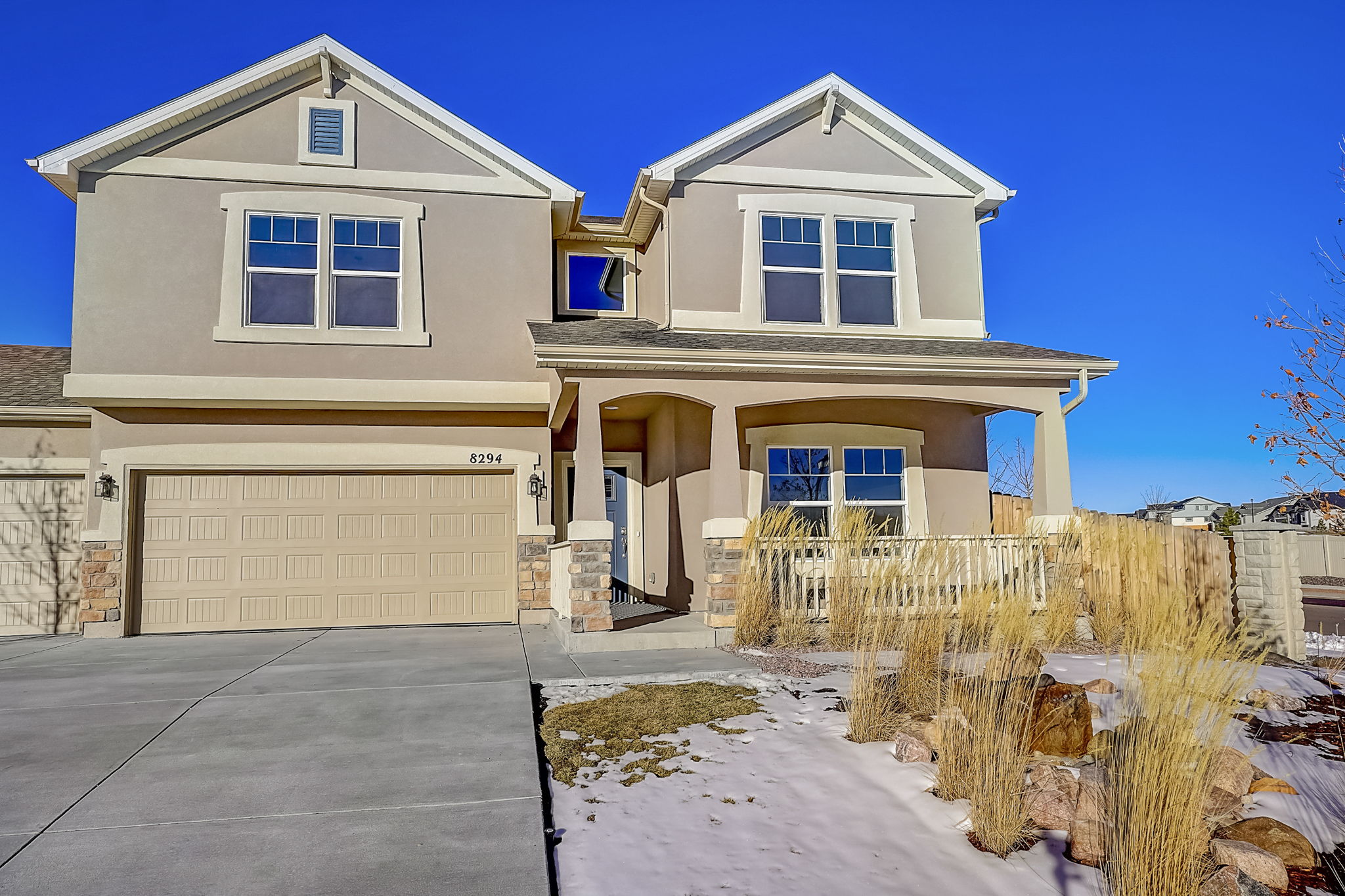 Lodge Grass Way-004