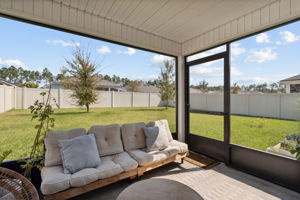 Screened-in Porch