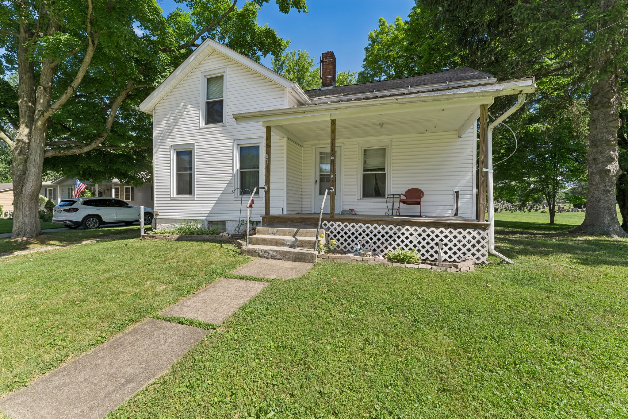 E Main St-S1606-003.jpg
