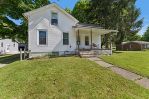 E Main St-S1606-002.jpg