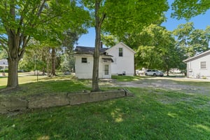 E Main St-S1606-006.jpg