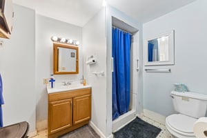 E Main St-S1706-014.jpg