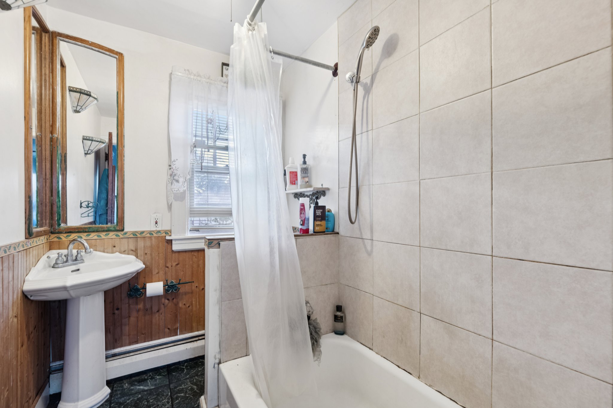 Elm Rd-S2011-010.jpg