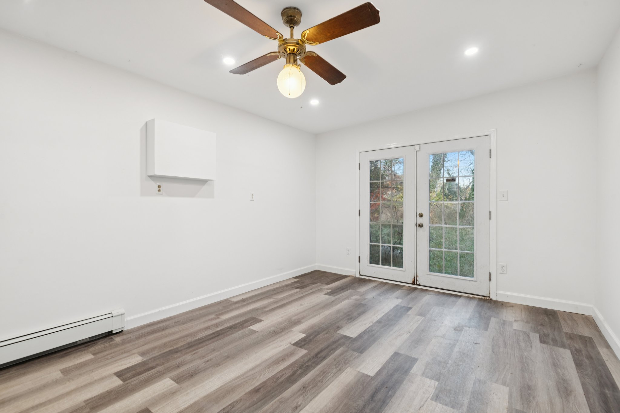 Elm Rd-S2011-011.jpg