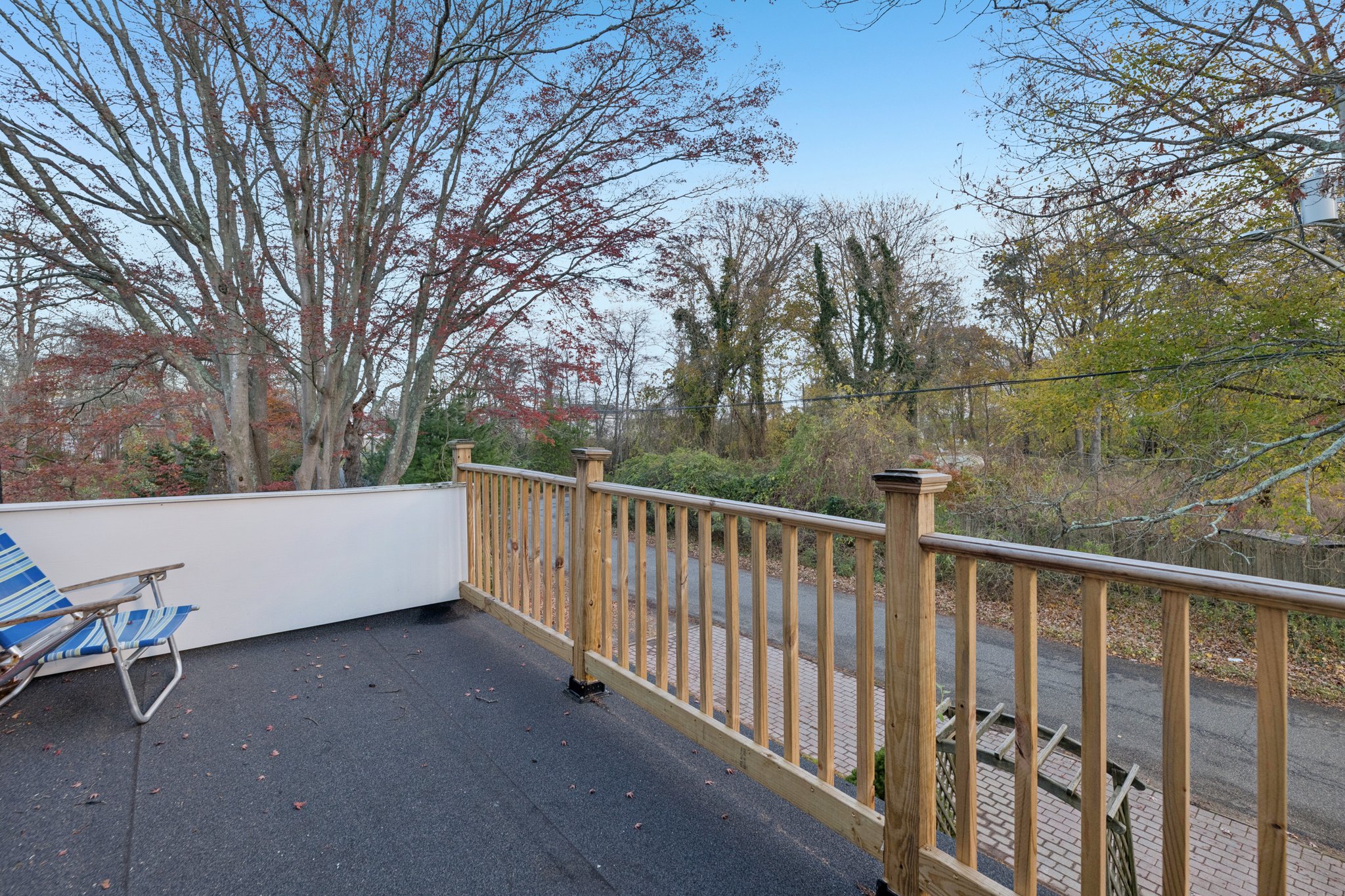 Elm Rd-S2011-014.jpg