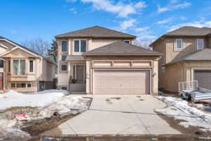 83 Heartstone Dr - Exterior-1