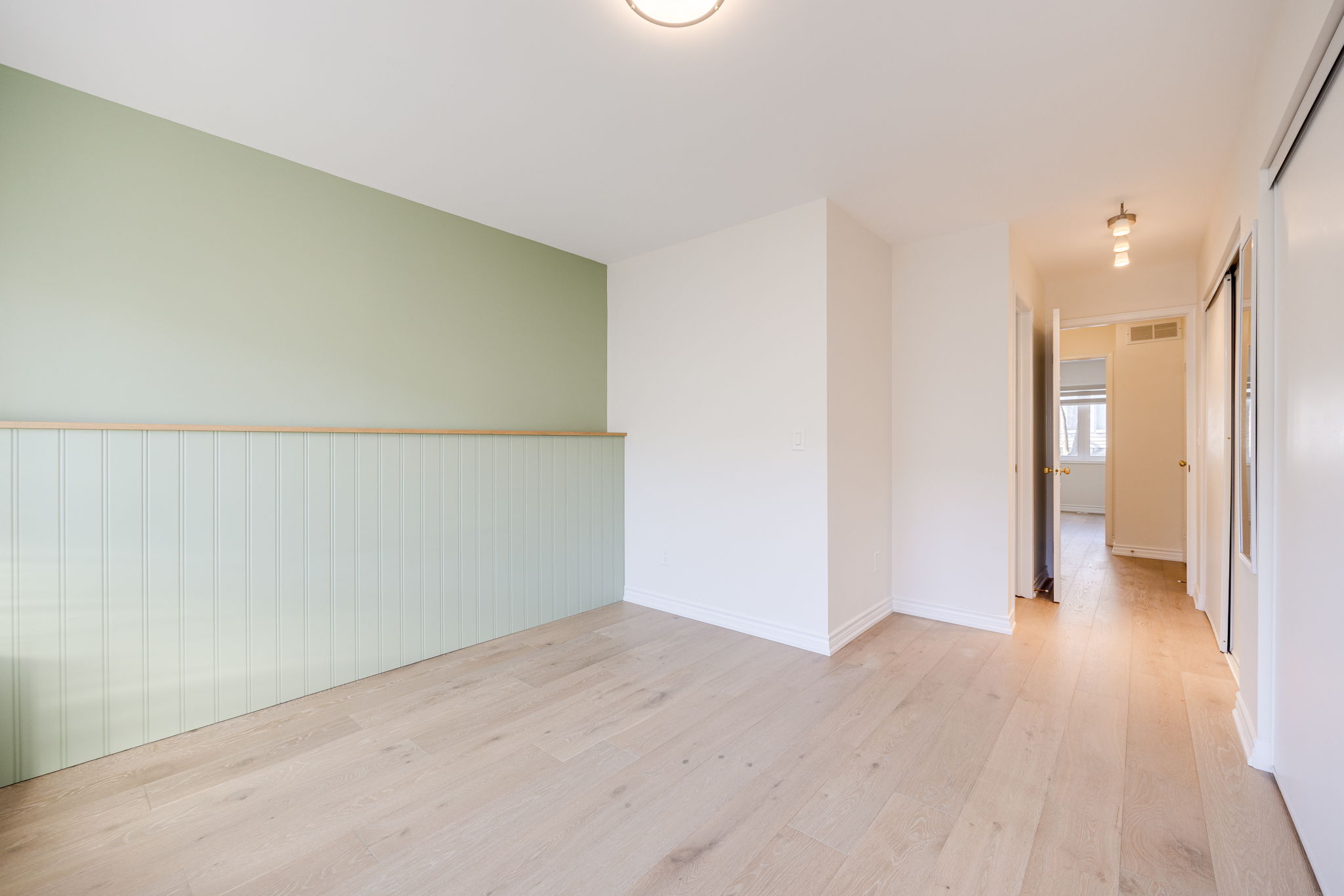 Toronto property showcase — delivered property photograph 24