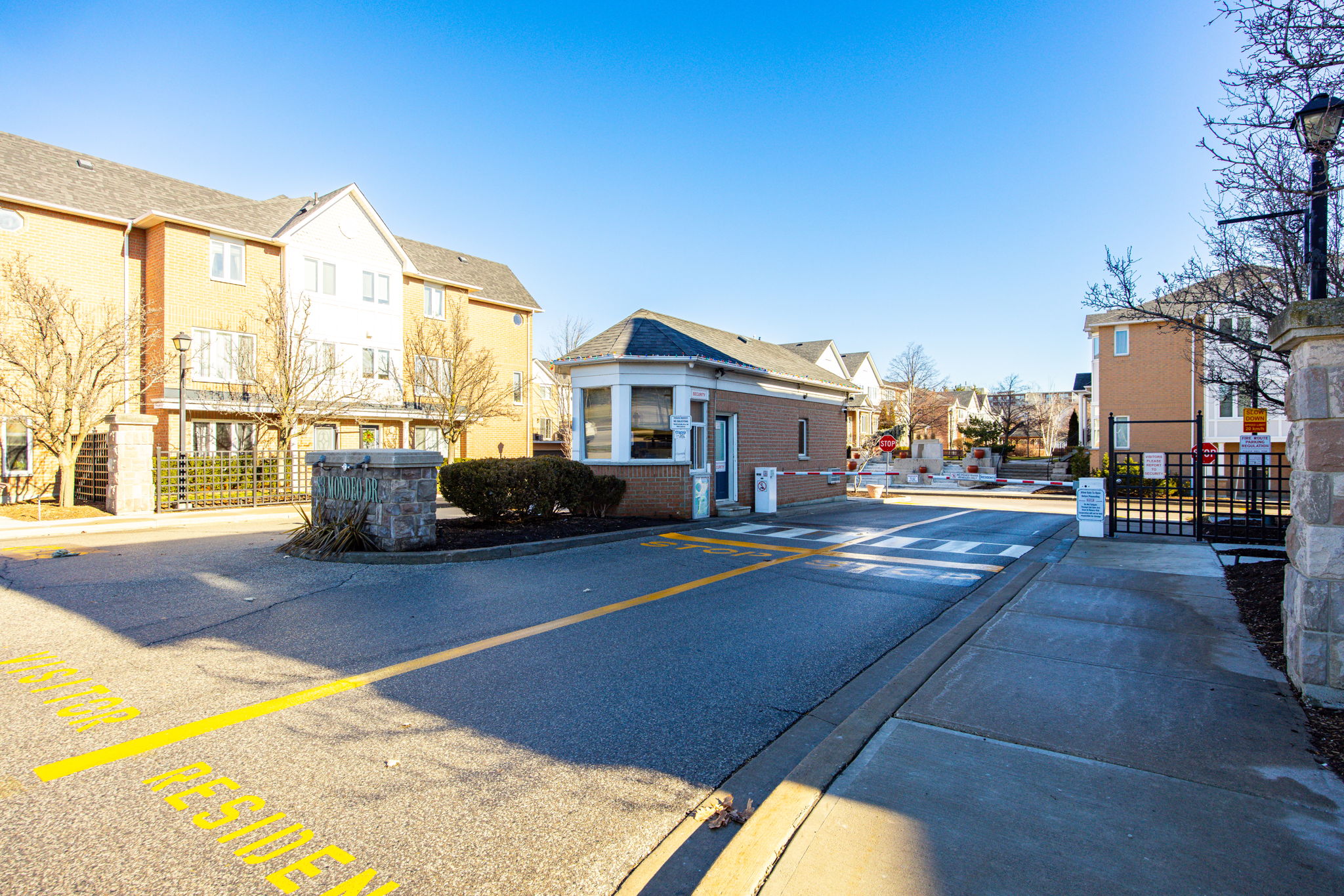Toronto property showcase — delivered property photograph 36