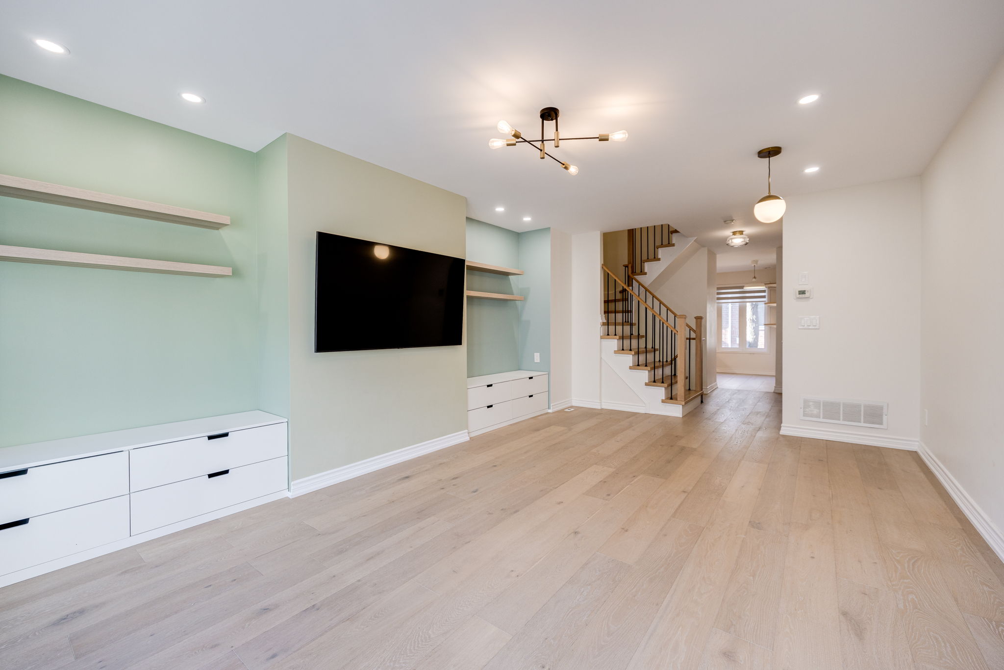 Toronto property showcase — delivered property photograph 14