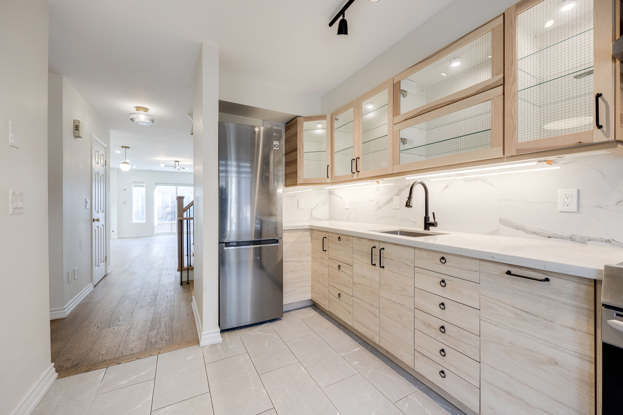 Toronto property showcase — delivered property photograph 9