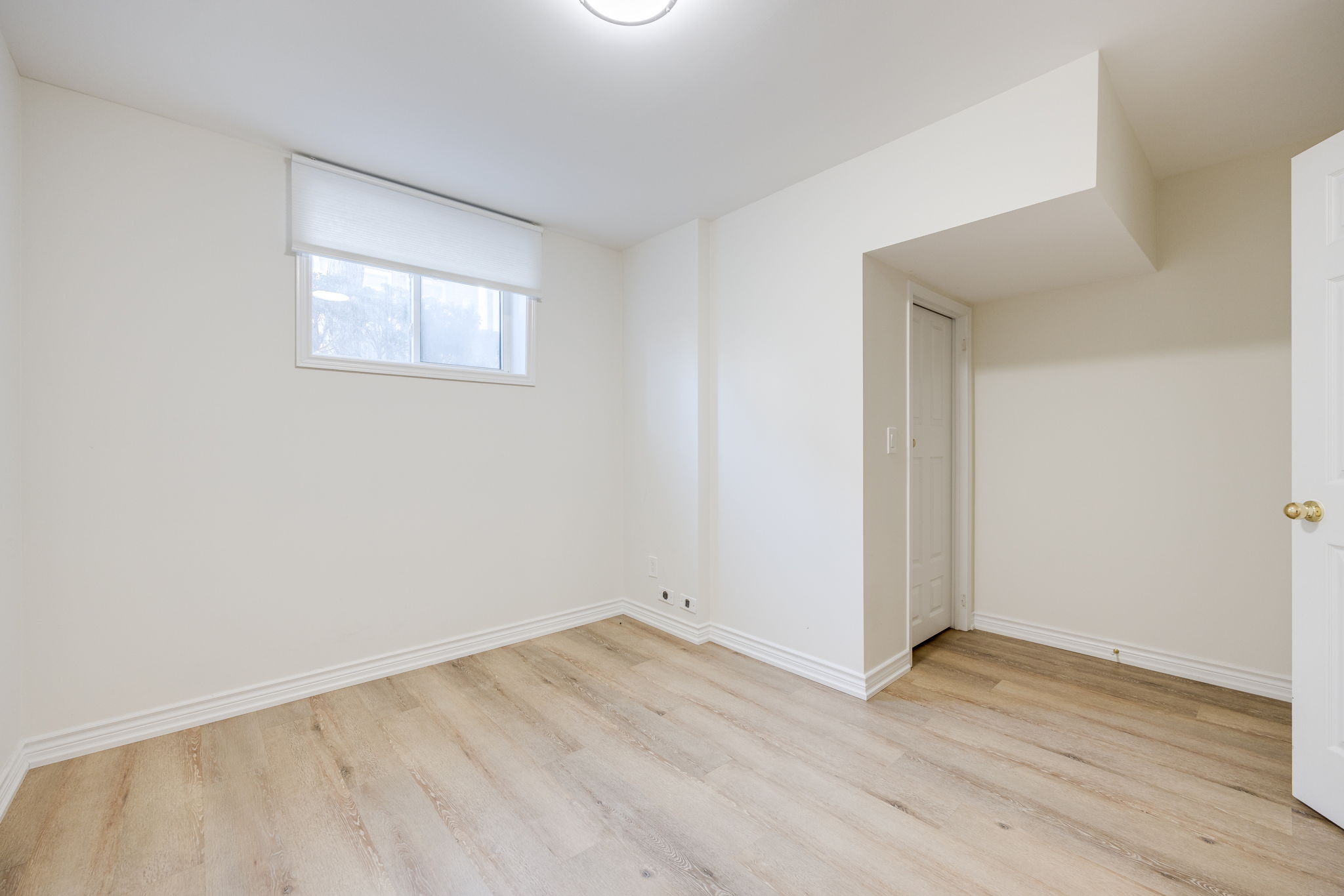 Toronto property showcase — delivered property photograph 28