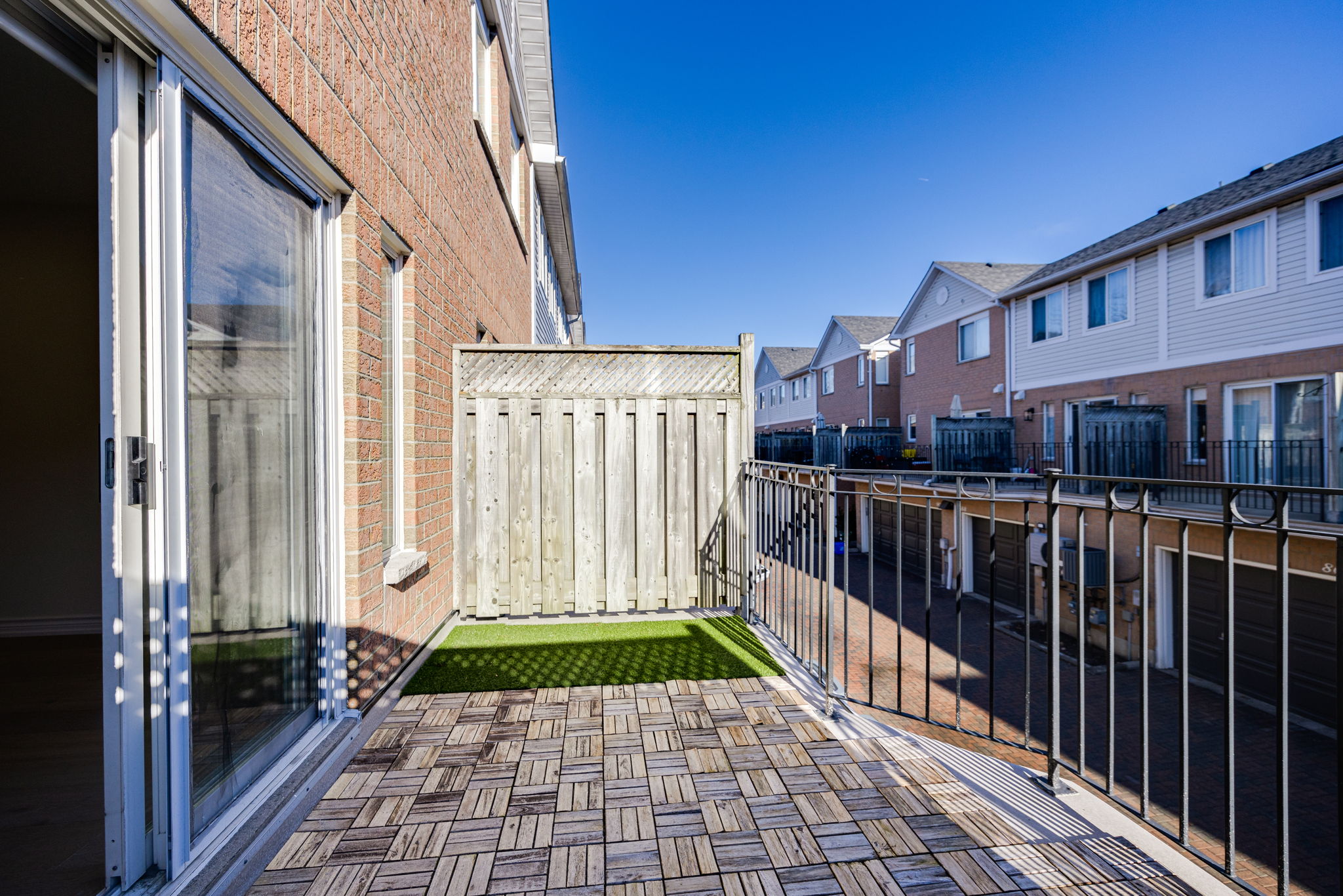 Toronto property showcase — delivered property photograph 33