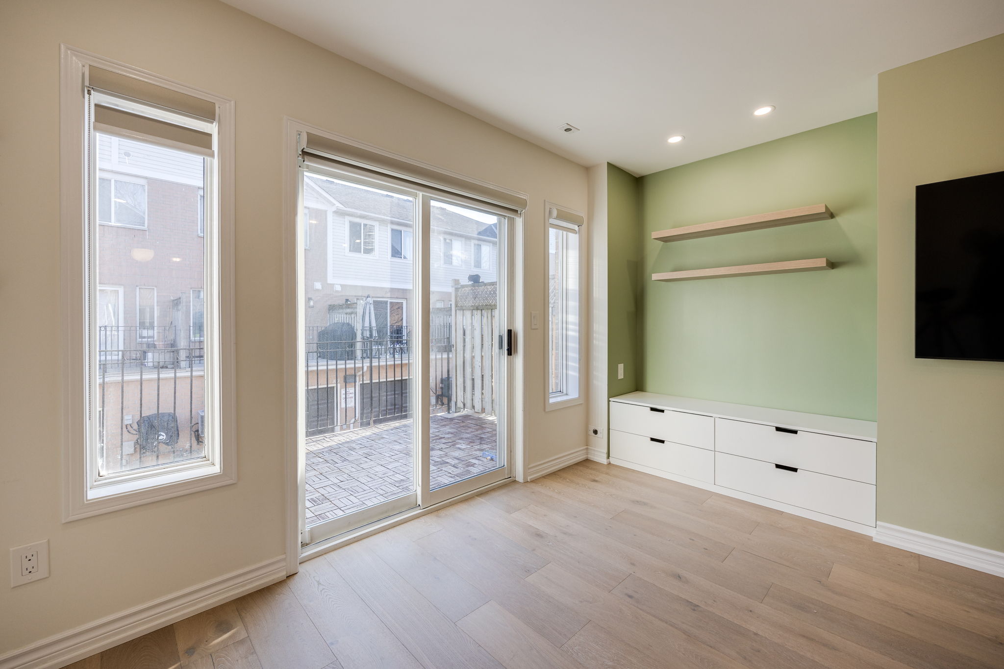 Toronto property showcase — delivered property photograph 13