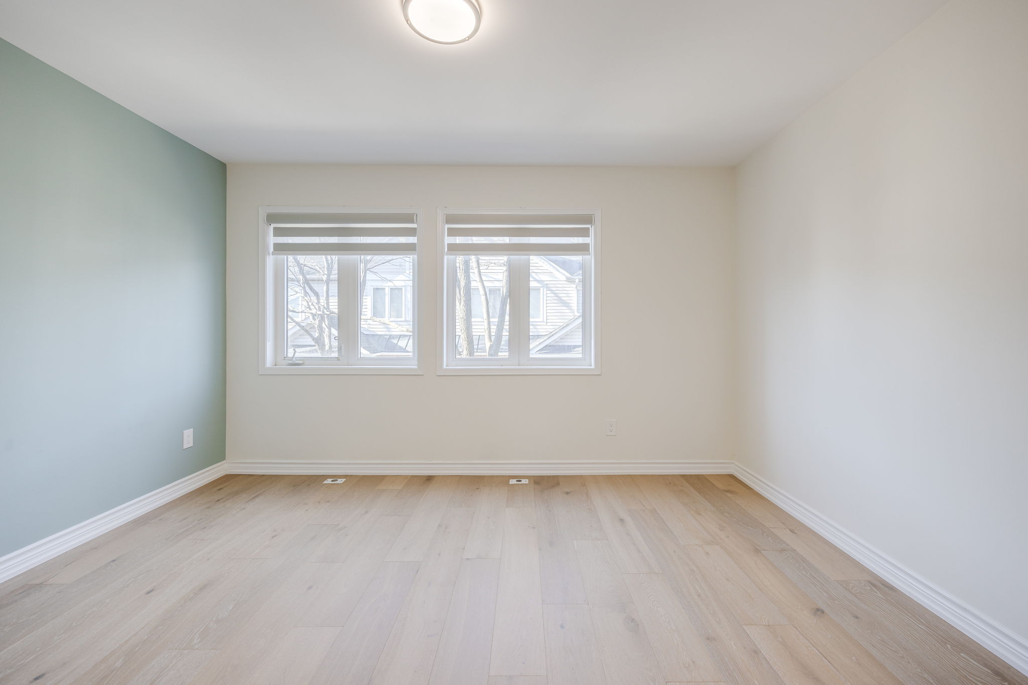 Toronto property showcase — delivered property photograph 18