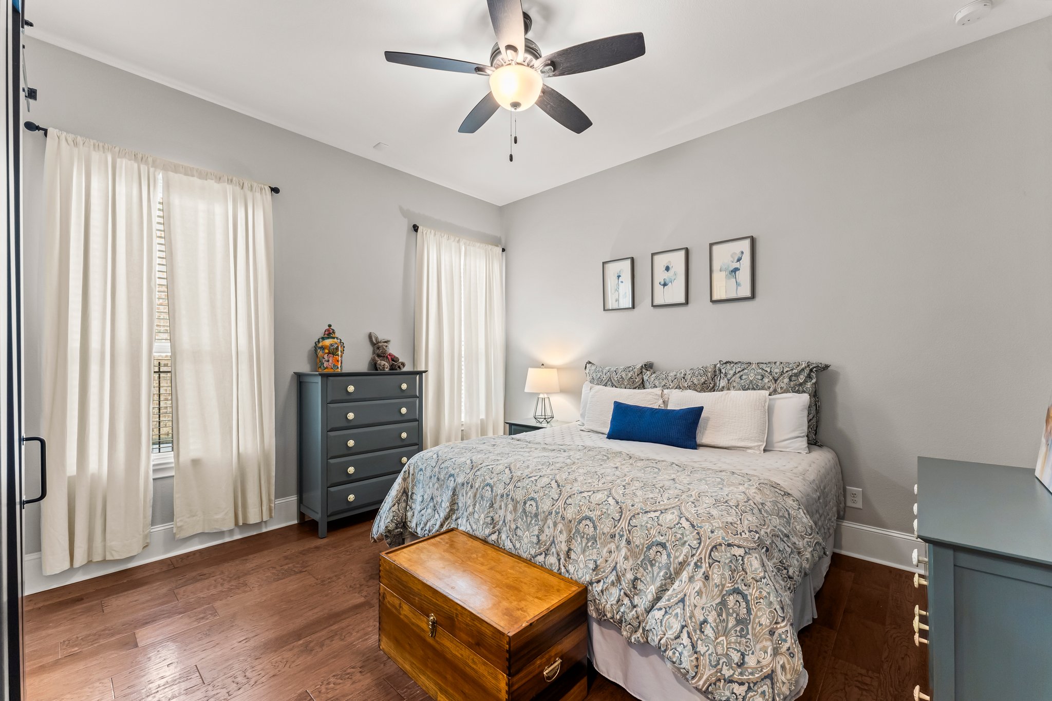 Guest suite on first floor