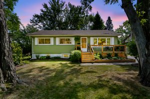 83 Summerlea-2 day to dusk.jpeg