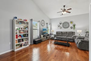 W Persimmon Dr-2206-011.jpg