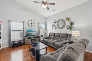 W Persimmon Dr-2206-013.jpg