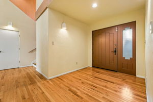  Photo 0