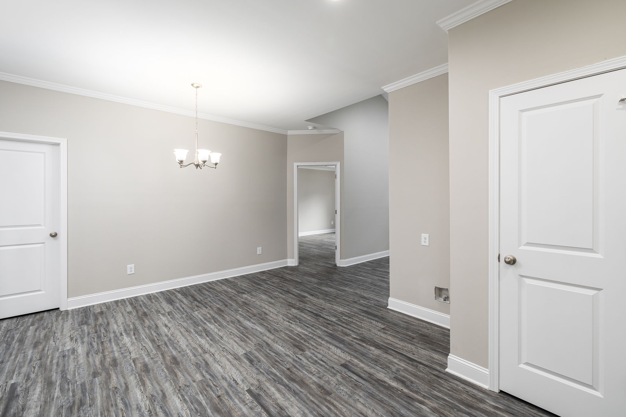 830 Conover Dr-13
