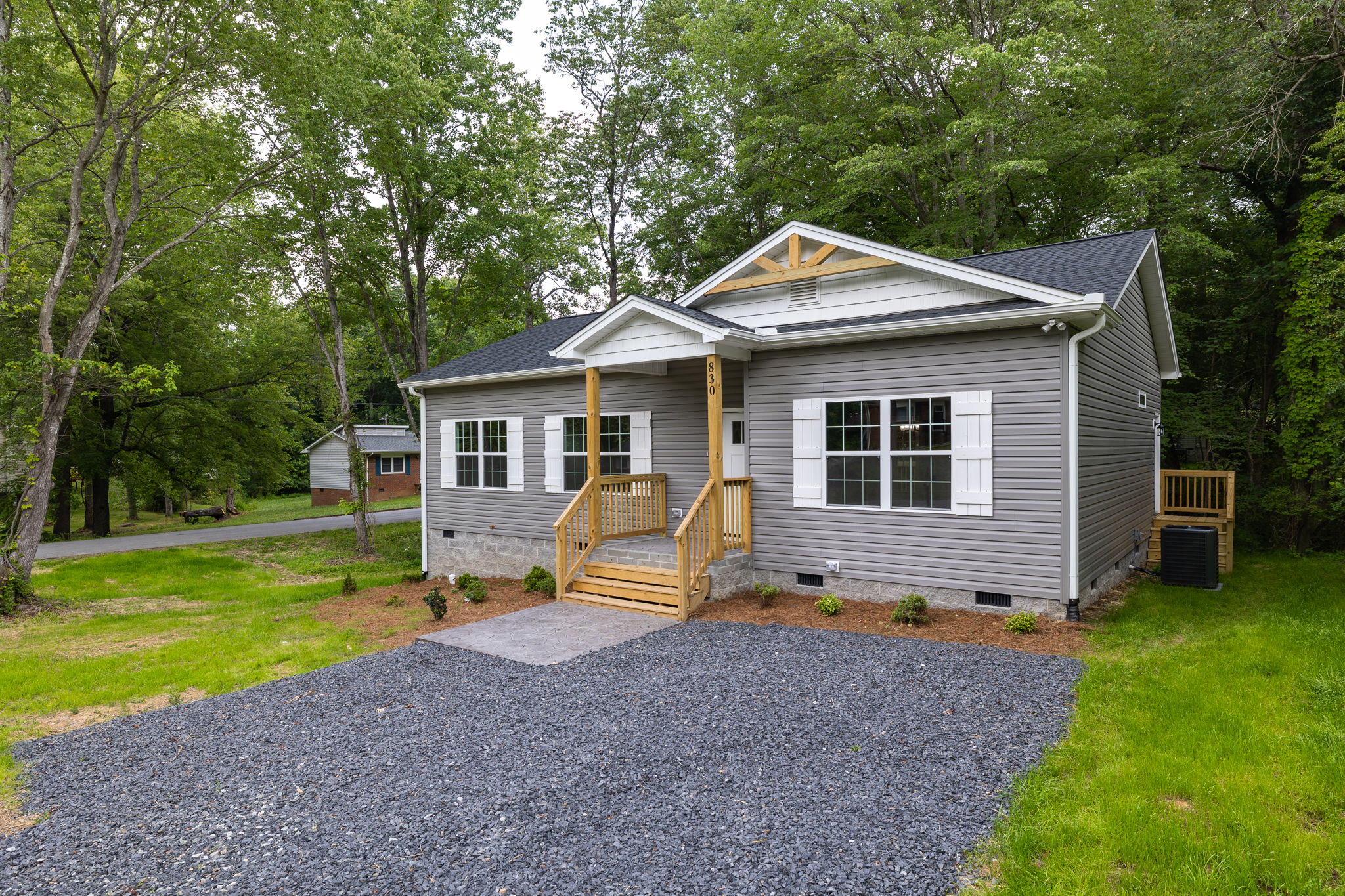 830 Conover Dr-3
