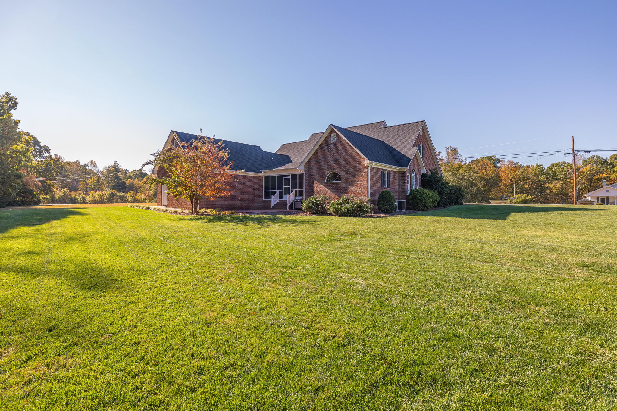 830 Hoover Rd-35