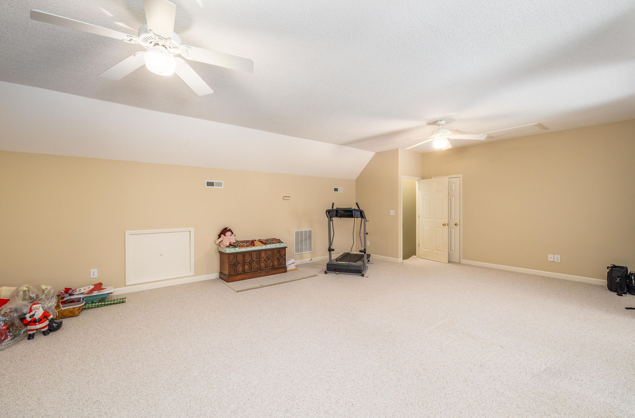 830 Hoover Rd-27