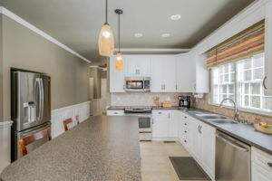 830 Hoover Rd-15