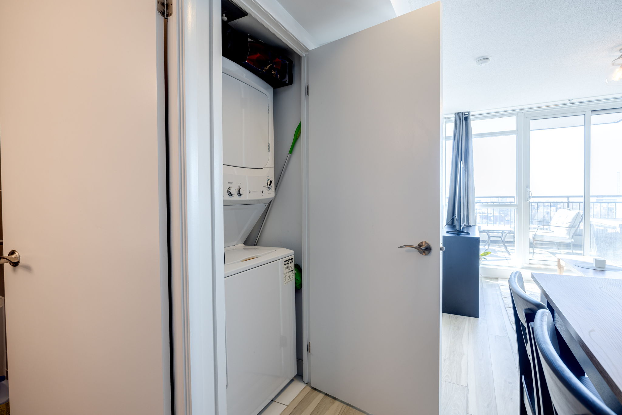 Toronto property showcase — delivered property photograph 27