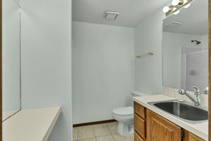  Photo 37