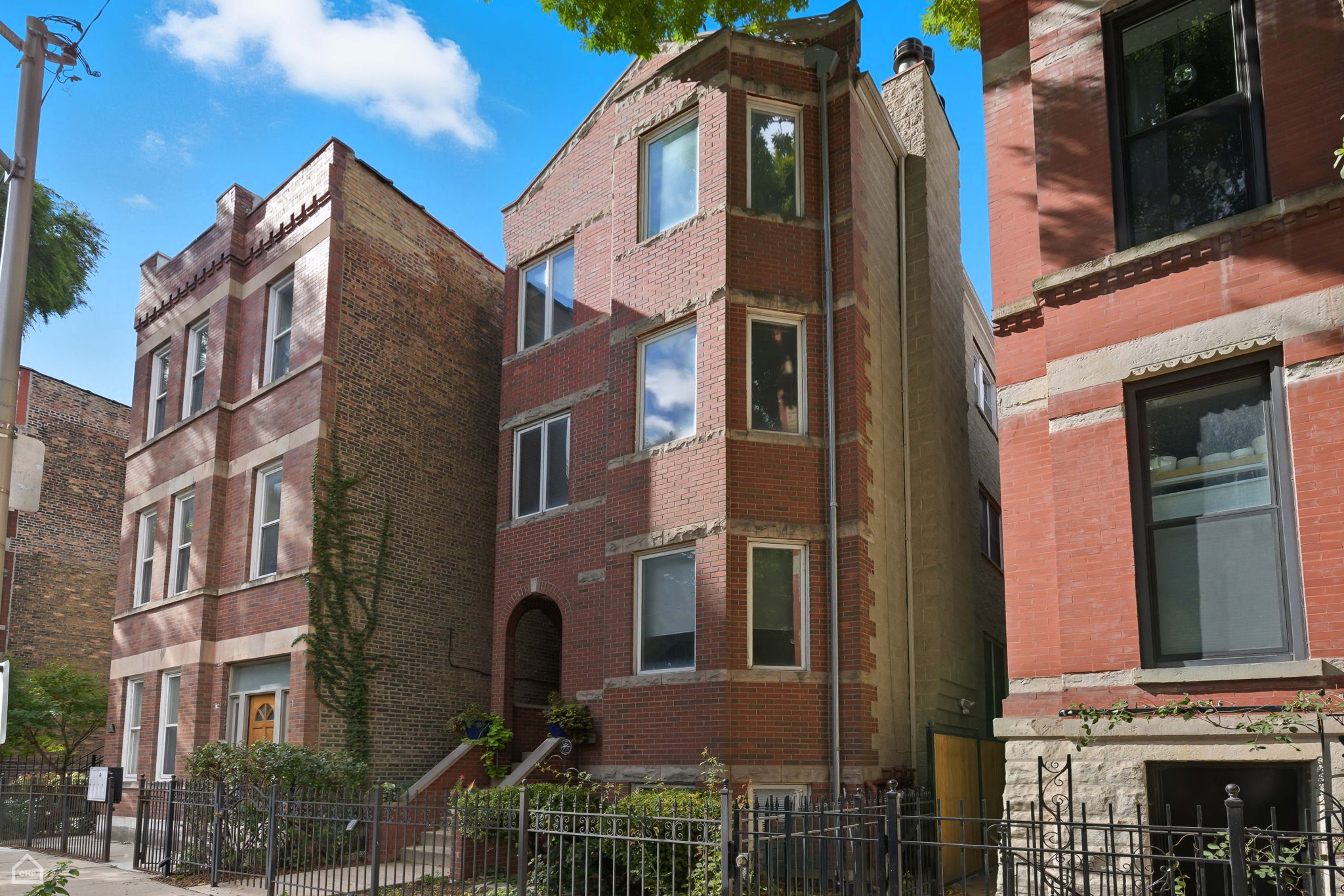 830 N Hermitage Ave 2 - Karen Ranquist_101325_002