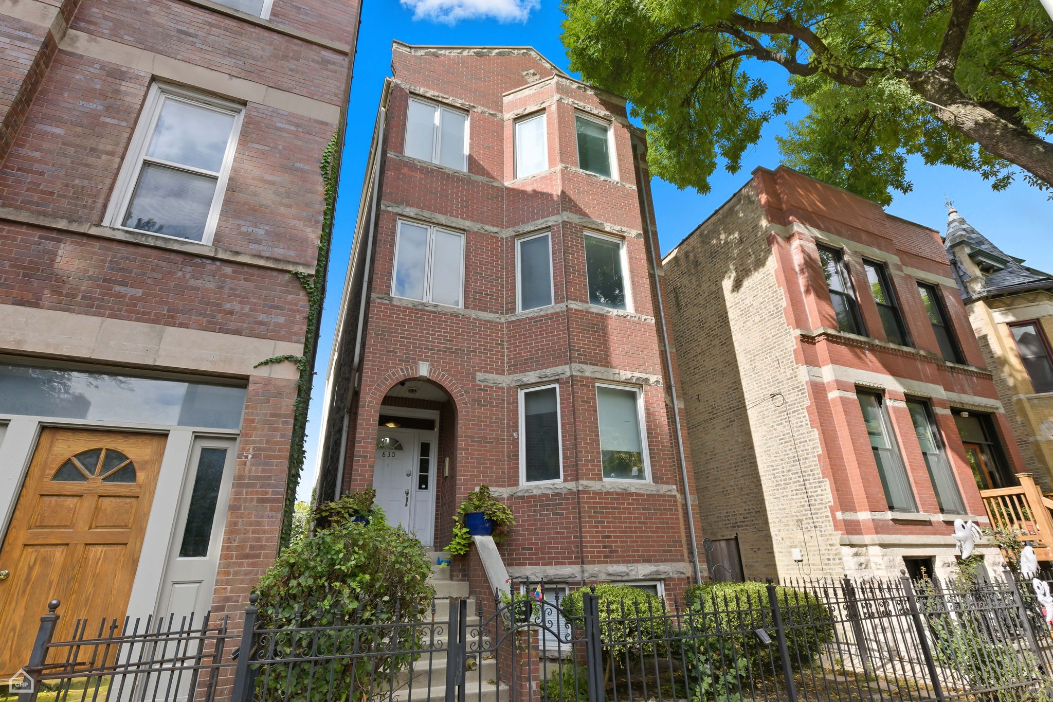 830 N Hermitage Ave 2 - Karen Ranquist_101325_003