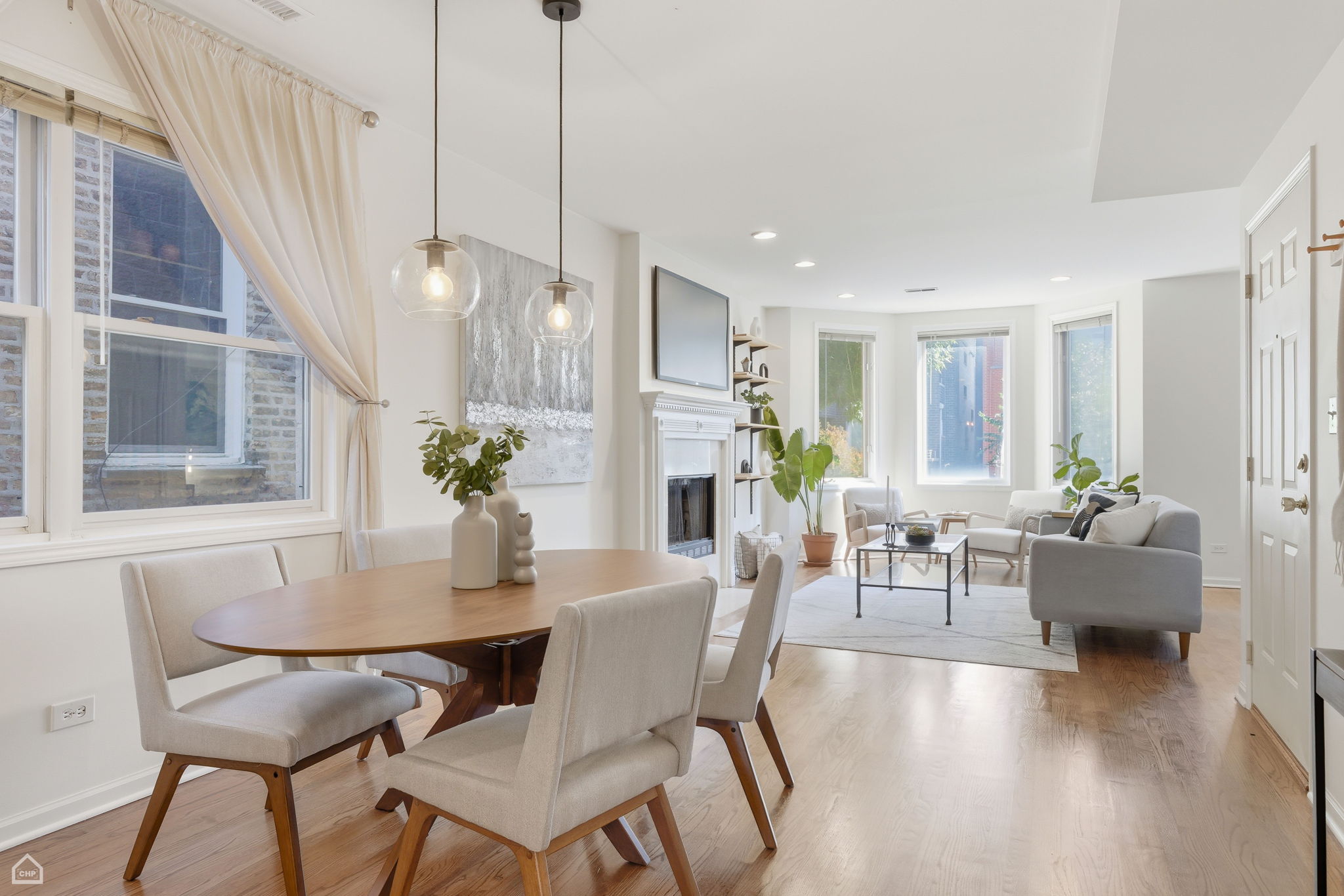 830 N Hermitage Ave 2 - Karen Ranquist_101325_006