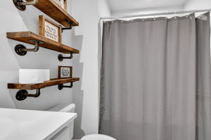  Photo 46