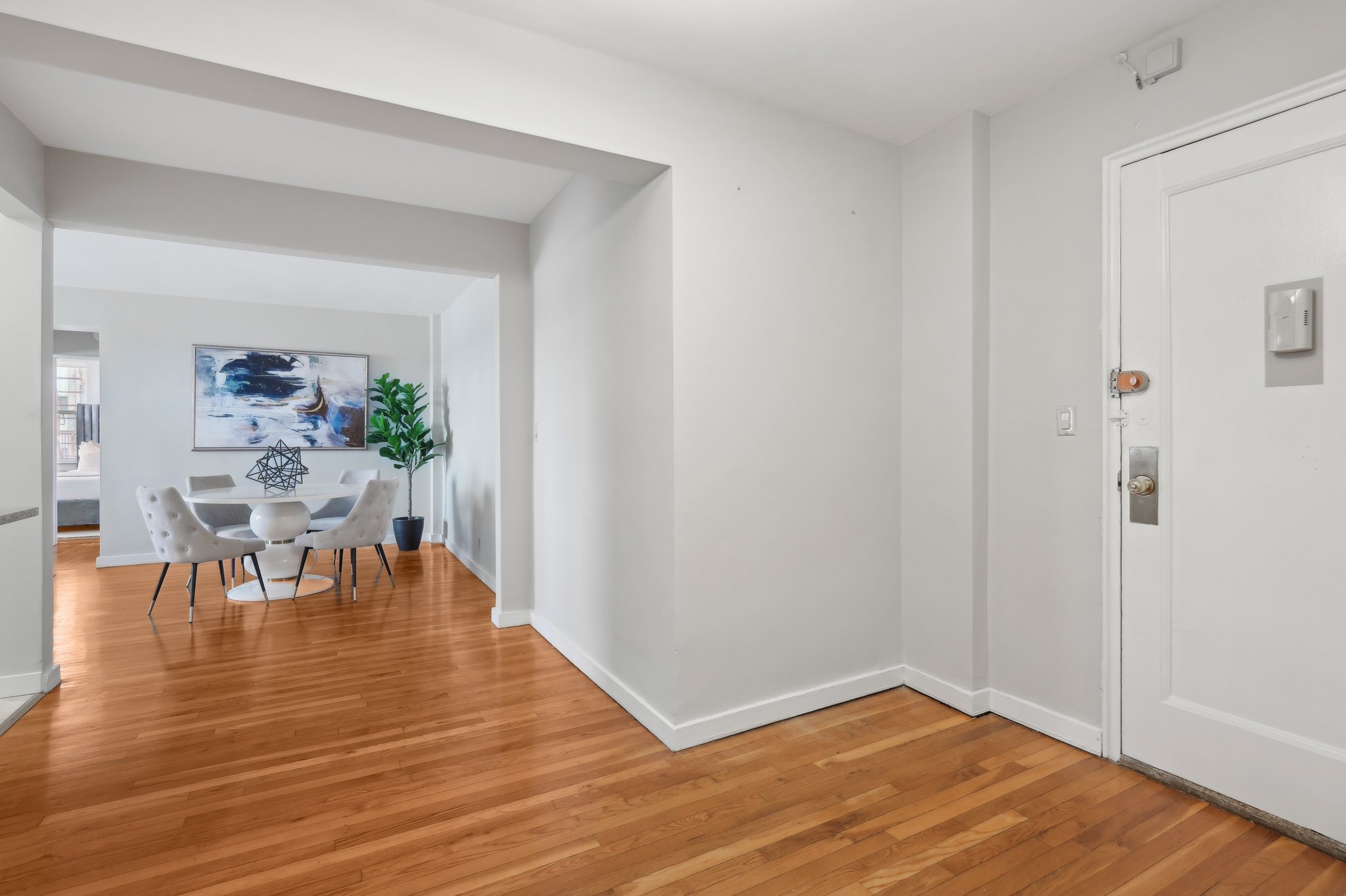 8300 Boulevard E-1704-019.jpg