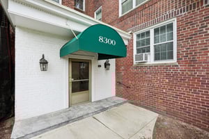 8300 Boulevard E-1704-005.jpg
