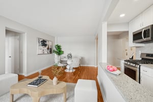 8300 Boulevard E-1704-010.jpg