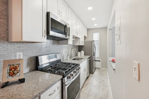8300 Boulevard E-1704-015.jpg