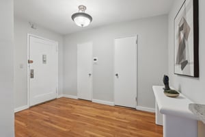 8300 Boulevard E-1704-018.jpg