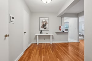 8300 Boulevard E-1704-020.jpg