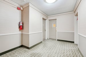 8300 Boulevard E-1704-030.jpg