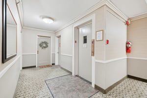 8300 Boulevard E-1704-031.jpg
