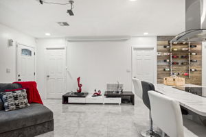 Living Room/Kitchen